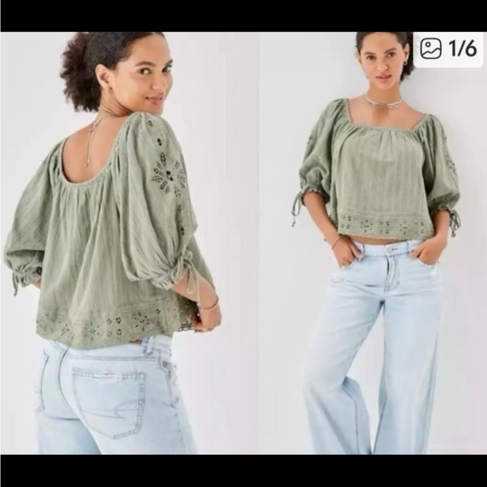 American Eagle green blouse